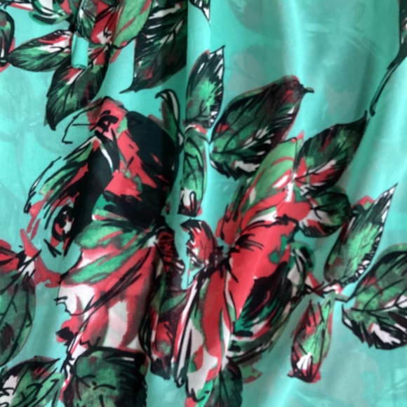 Karen Kane floral top size 2X - Picture 4 of 5